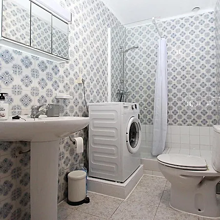 13 Calle Isabel Nerja