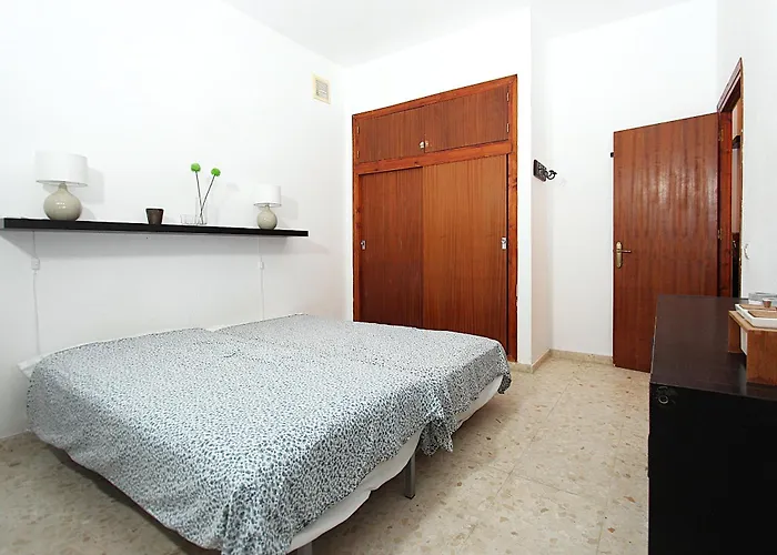 Villa 13 Calle Isabel Nerja