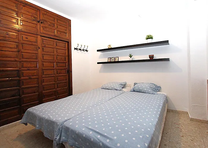 Villa 13 Calle Isabel Nerja