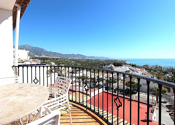 13 Calle Isabel Villa *