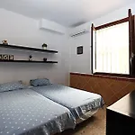 13 Calle Isabel וילה נרחה